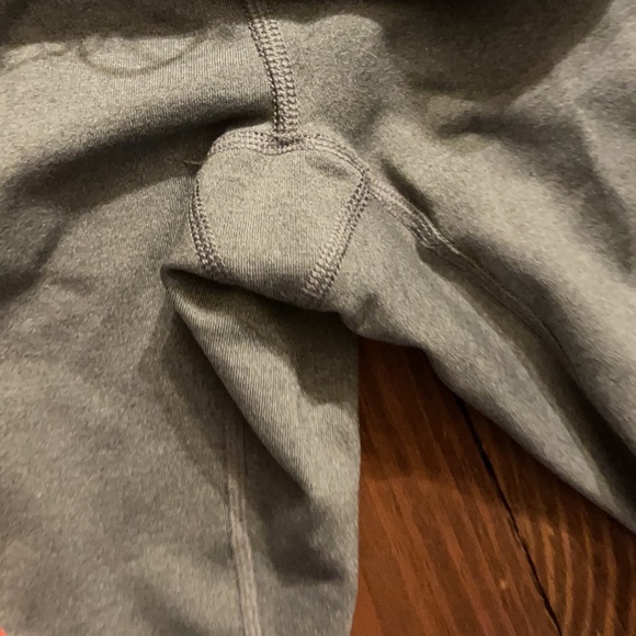 North Face mid-calf length exercise leggings size small - Picture 7 of 9